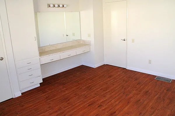 2 bed, 1.5 bath, 1200 sqft, $3,345 — Photo 3