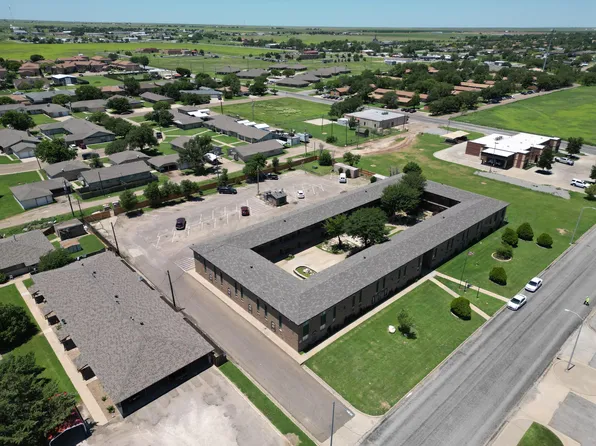 1031 N Sumner St, Pampa, TX 79065