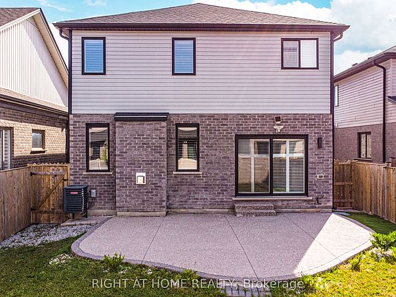 5th image of 937 Lennon Way