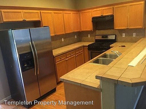 2nd image of 621-639 SE 162nd Ave