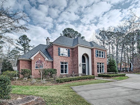 2nd image of 340 Sherborne Pl