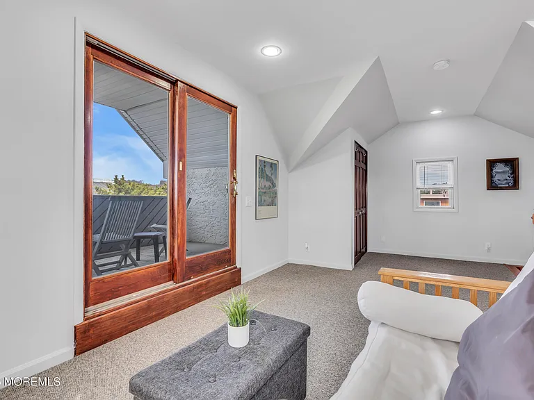 492 Ocean Ave — Photo 45