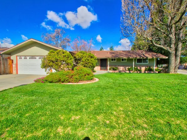 3300 W Howard Ave, Visalia, CA 93277