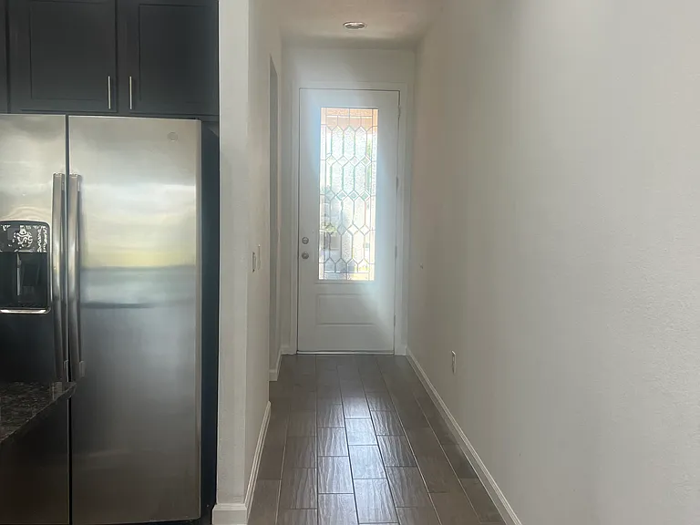 303 Irving Bend Dr — Photo 6
