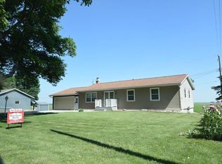 32 Spruce Dr, Eagle Grove, IA 50533