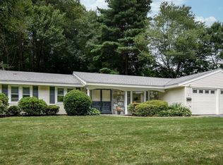 9 Larnis Rd, Framingham, MA 01701