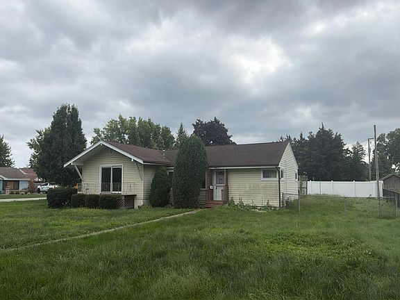 2nd image of 6601 W 115th Pl