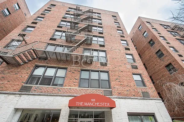 Sold by Brick&Mortar | media 11