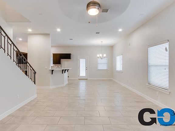 4th image of 420 Indigo Ct