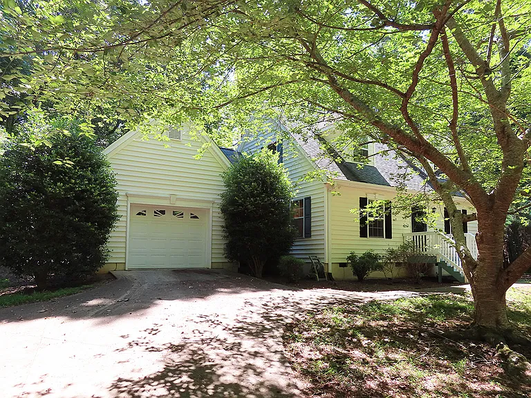 205 S English Hill Ln — Photo 21