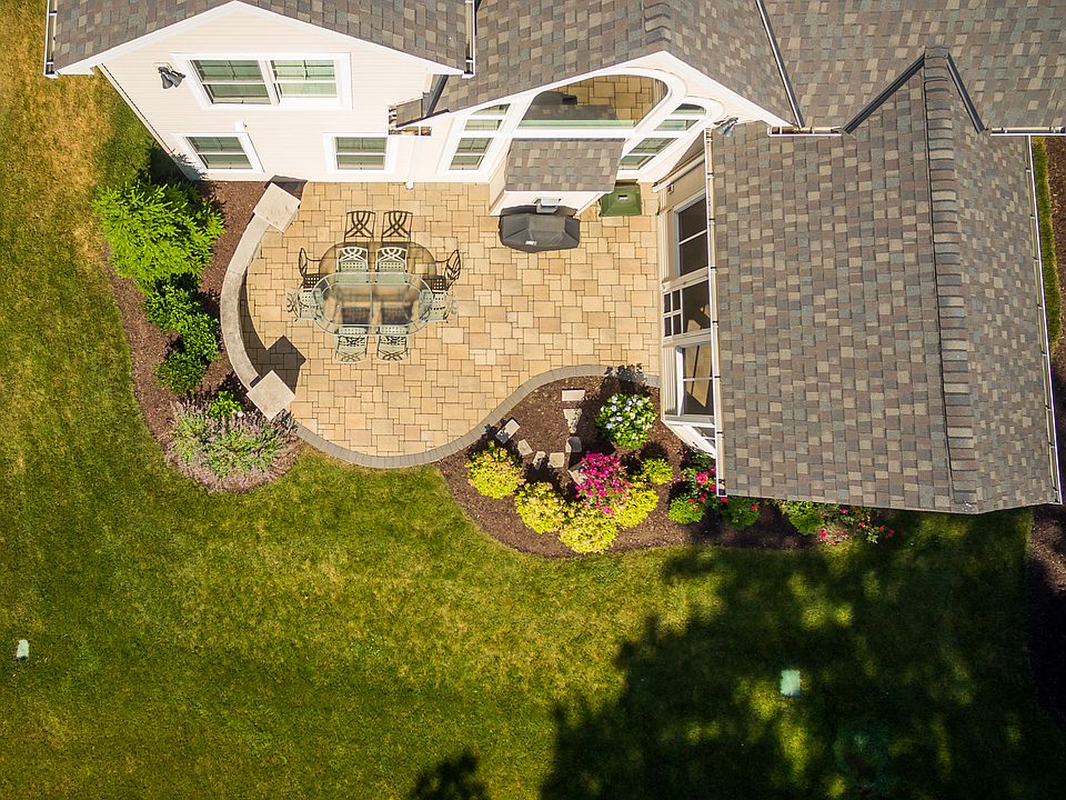 1st image of 679 Heron Bay