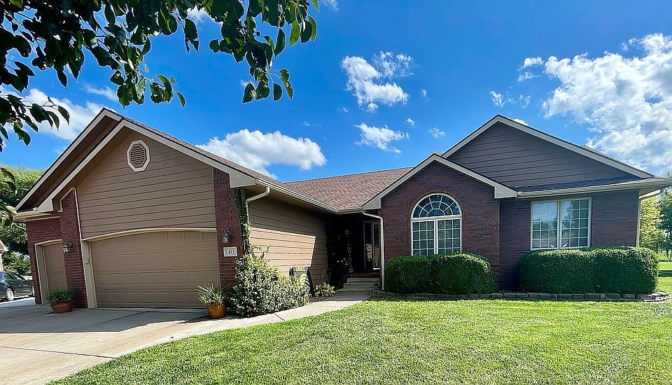 1st image of 413 N Chelsee Ct