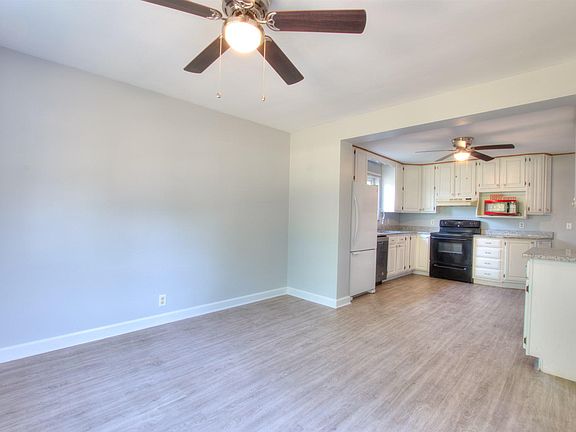 5th image of 86 Carran Dr