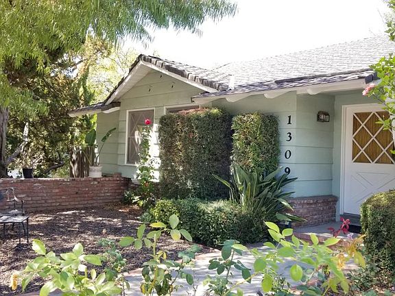 5th image of 1309 El Monte Dr