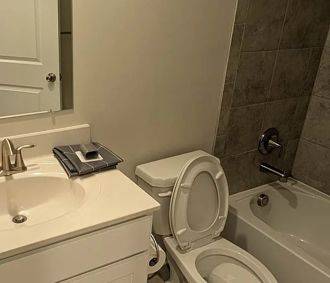 11019 Barnard Pl #1 — Photo 7