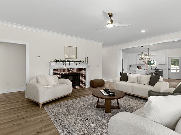 5th image of 1218 Andersonville Rd