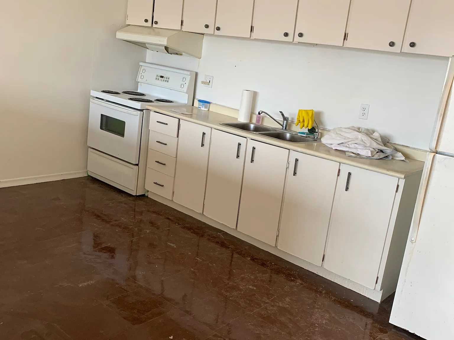2 bed, $2,250 — Photo 4