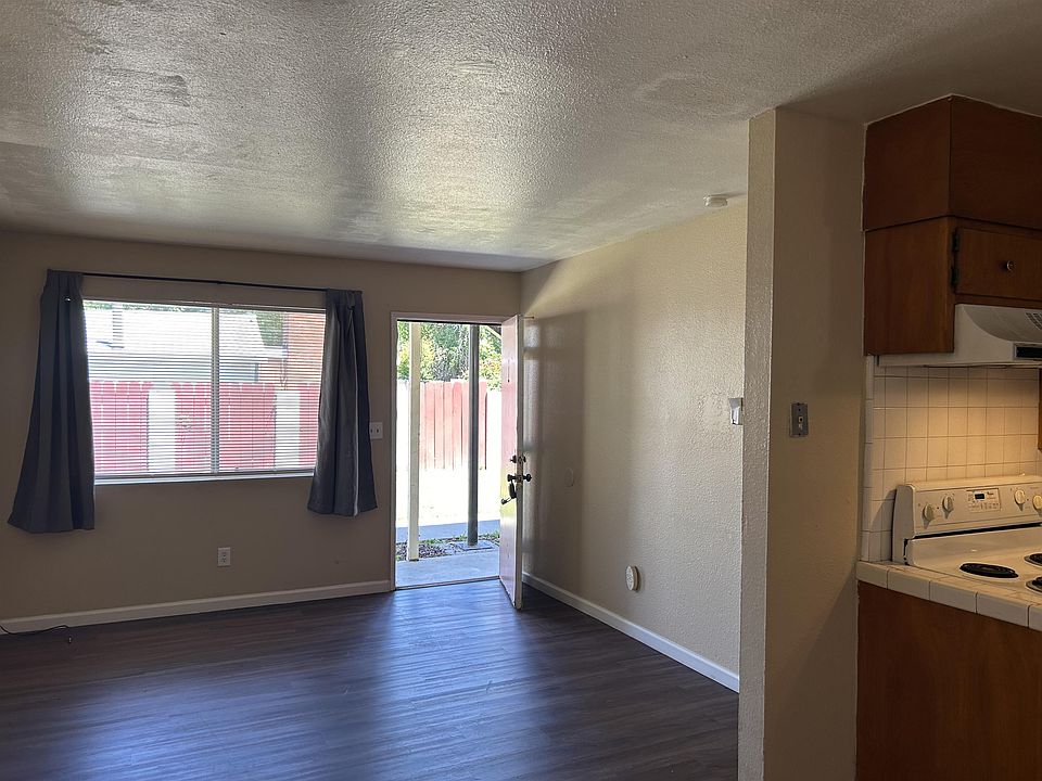 1st image of 120 E Fairmont Ave #11215274