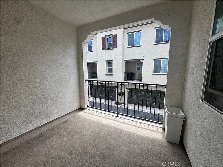 8141 Garden Park St — Photo 7