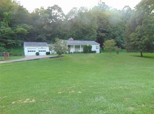 1809 Parkersburg Rd, Spencer, WV 25276