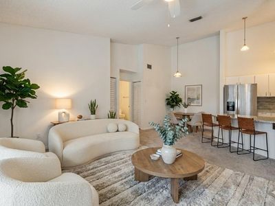 6572 Chasewood Drive #F, Jupiter, FL, 33458