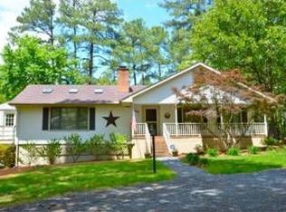 405 Longleaf Dr E, Pinehurst, NC 28374