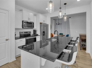 1717 Granby Heights Dr, Winston Salem, NC 27103