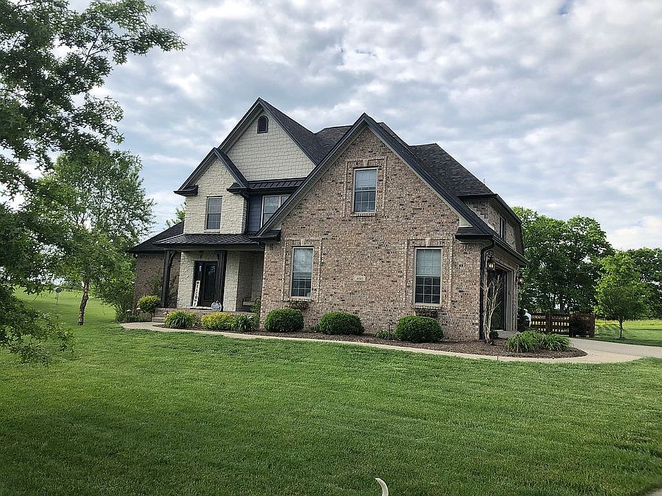 2nd image of 4043 Port Royal Dr