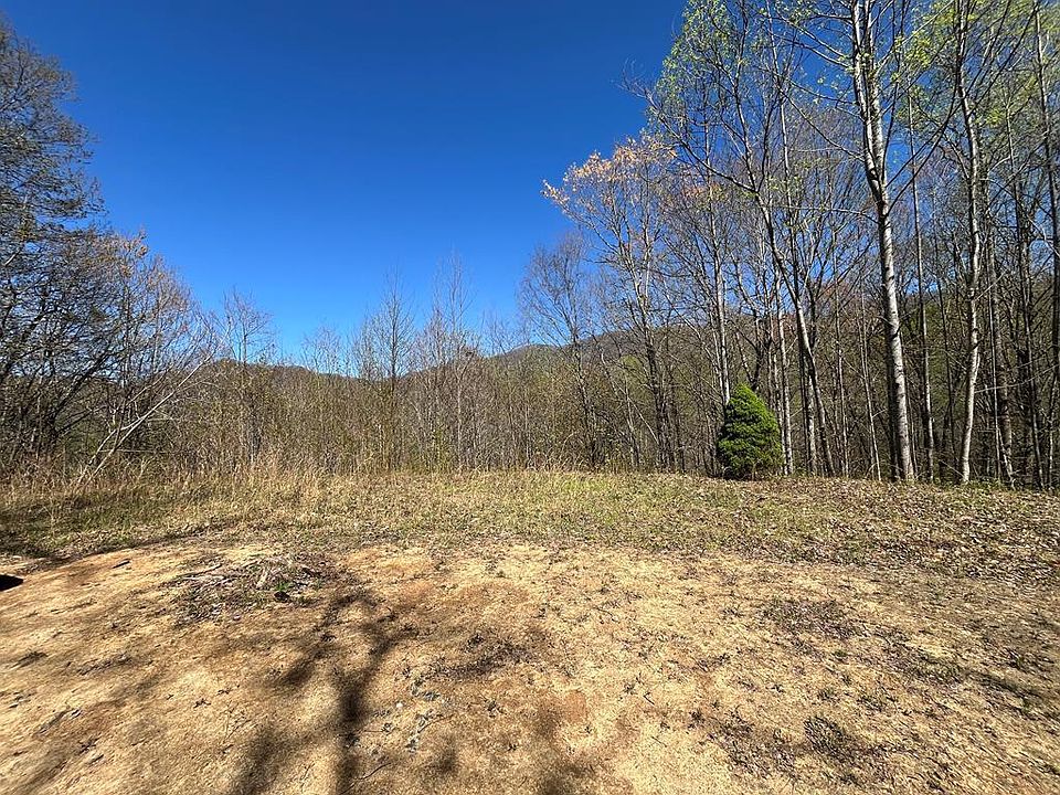 1st image of 359 Loon Ln