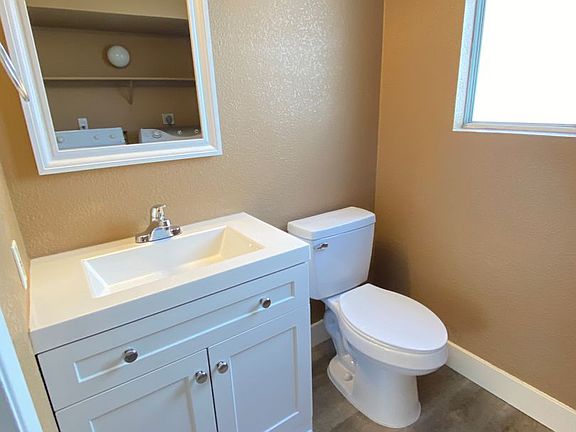 5th image of 1704 Round Mountain Cir