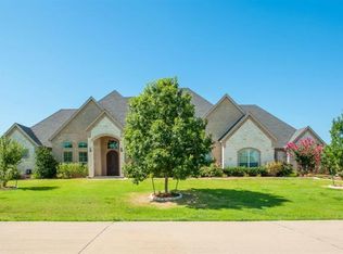 5620 Shiloh Forest Dr, Midlothian, TX 76065