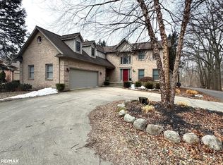 39801 Moravian Dr, Clinton Township, MI 48036
