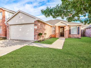 3457 Desert Mesa Rd, Roanoke, TX 76262