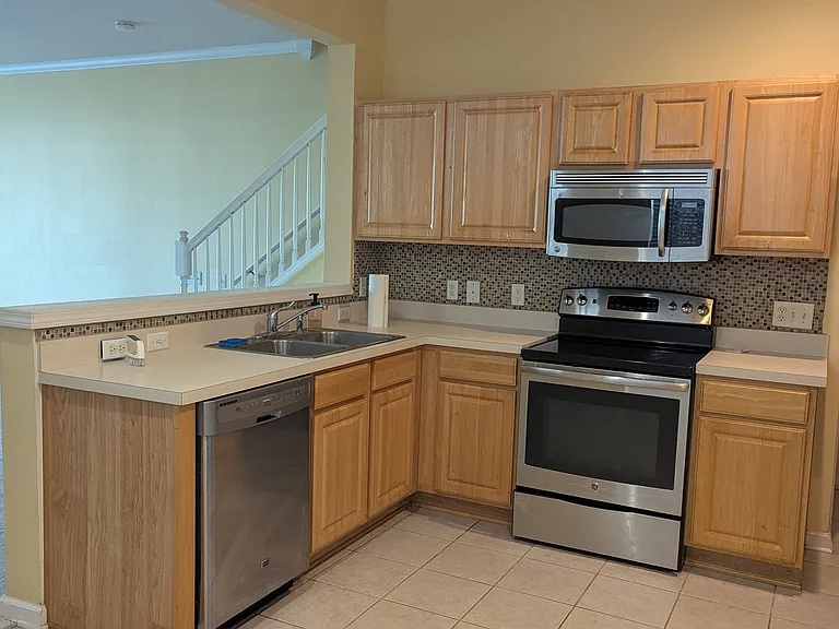 4816 Barnstead Dr — Photo 5
