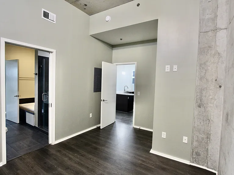700 12th Ave S #807 — Photo 13