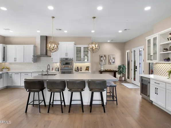 8084 E WINDWOOD Lane, Scottsdale, AZ 85255