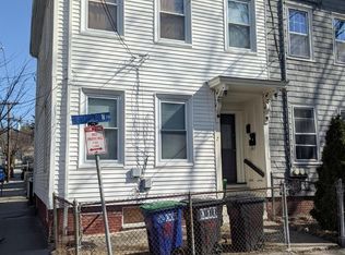 6 Evergreen Sq #1B, Somerville, MA 02143