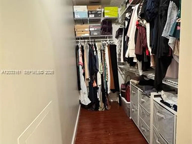 9023 Vineyard Lake Dr — Photo 19
