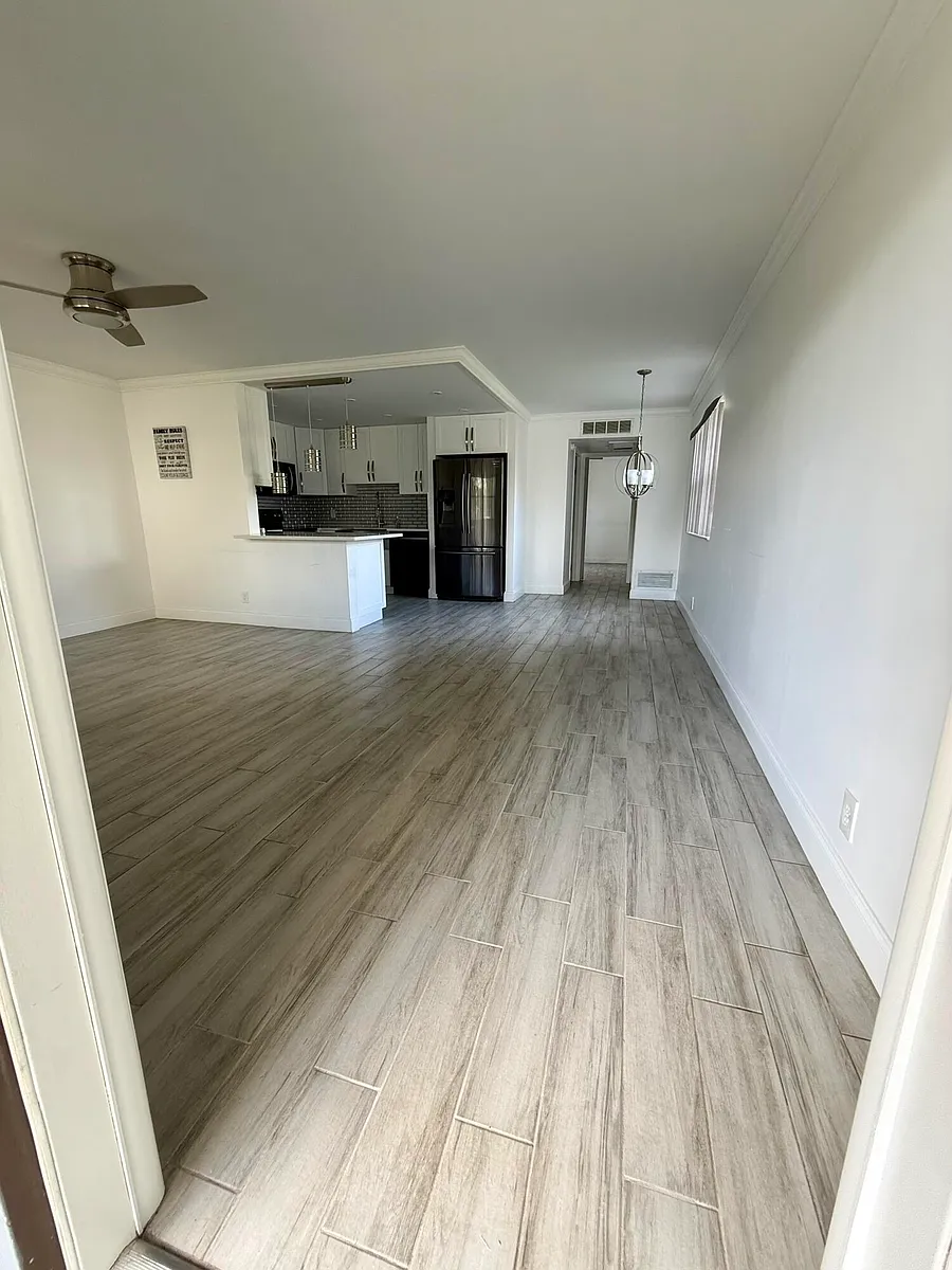 Building Photo - 675 Brittany Park #O