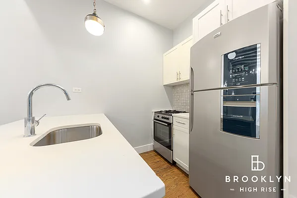 Rented by Brooklyn High Rise LLC | media 4