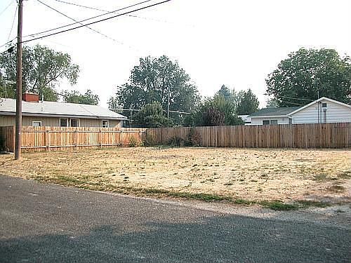 Rear of Lot