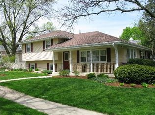 5140 Cumnor Rd, Downers Grove, IL 60515