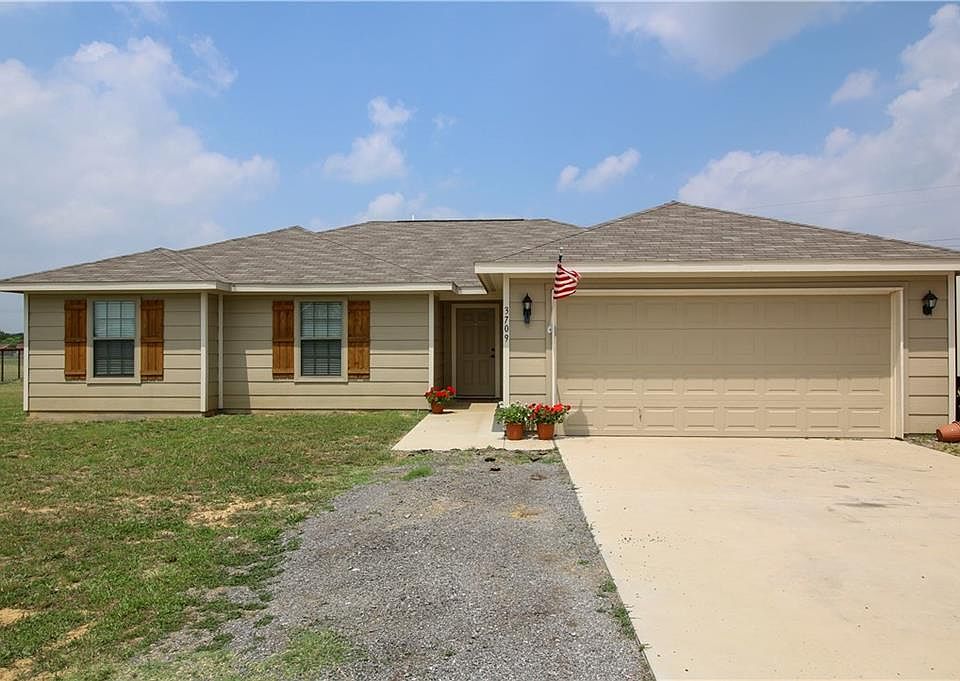 1st image of 3709 Monterrey Ct