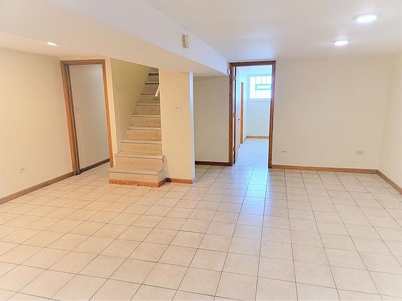 2nd image of 3019 S Parnell Ave #B