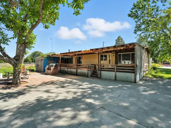 1407 S Cascade St, Kennewick, WA 99337