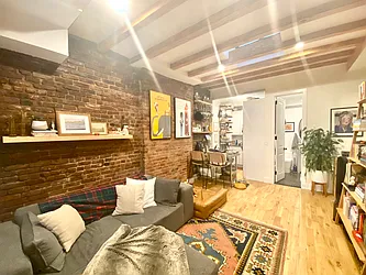 Rented by Nolita Group