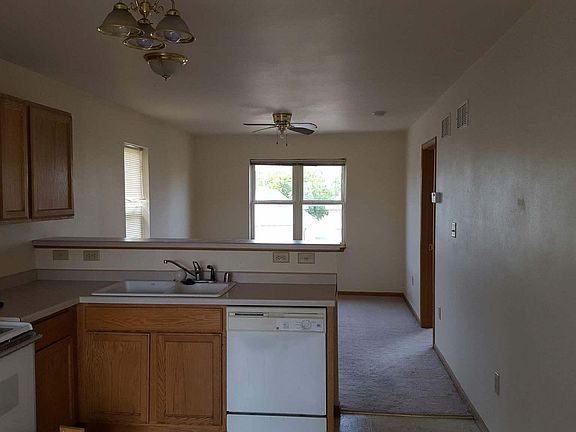 3rd image of 7717 W National Ave