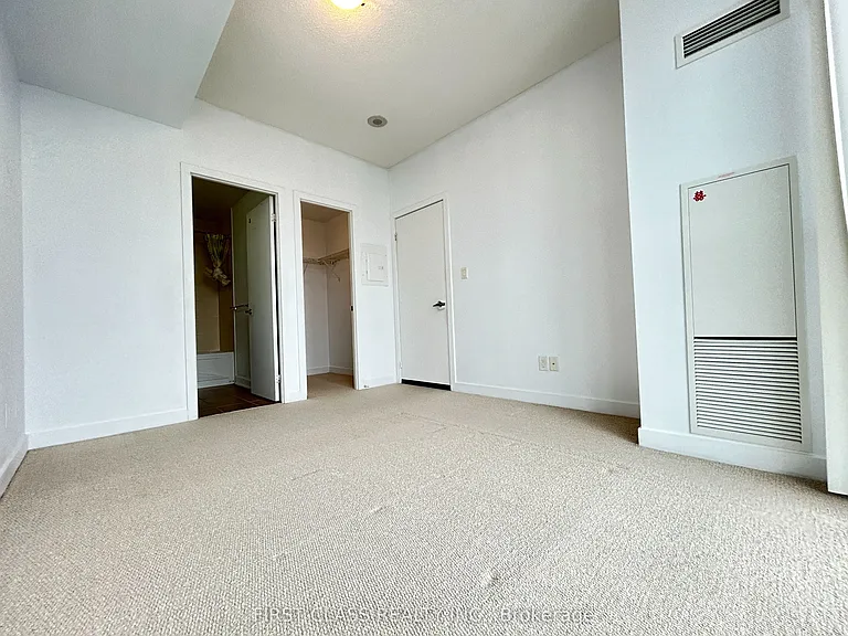 4070 Confederation Pkwy #4407 — Photo 13