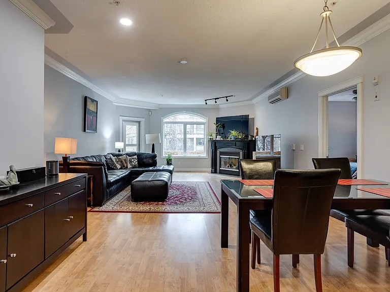 10178 117th St NW #205 — Photo 38