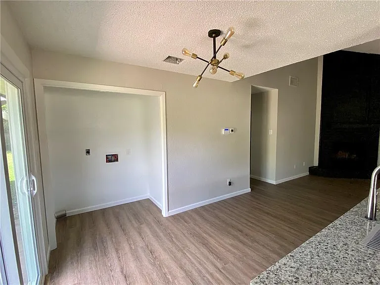 1715 Shadowview Dr #B — Photo 20